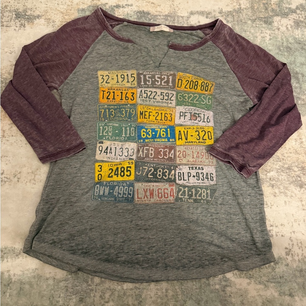 Altar'd State Gray & Purple Raglan License Plate Graphic Tee